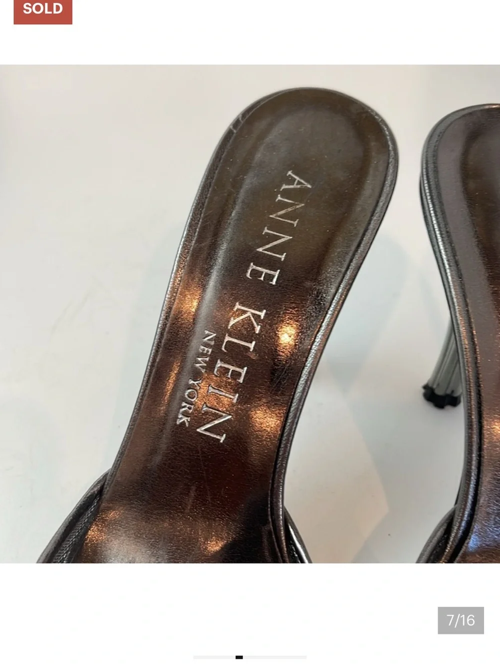Anne Klein Pewter/Silver Heels Made in Italy